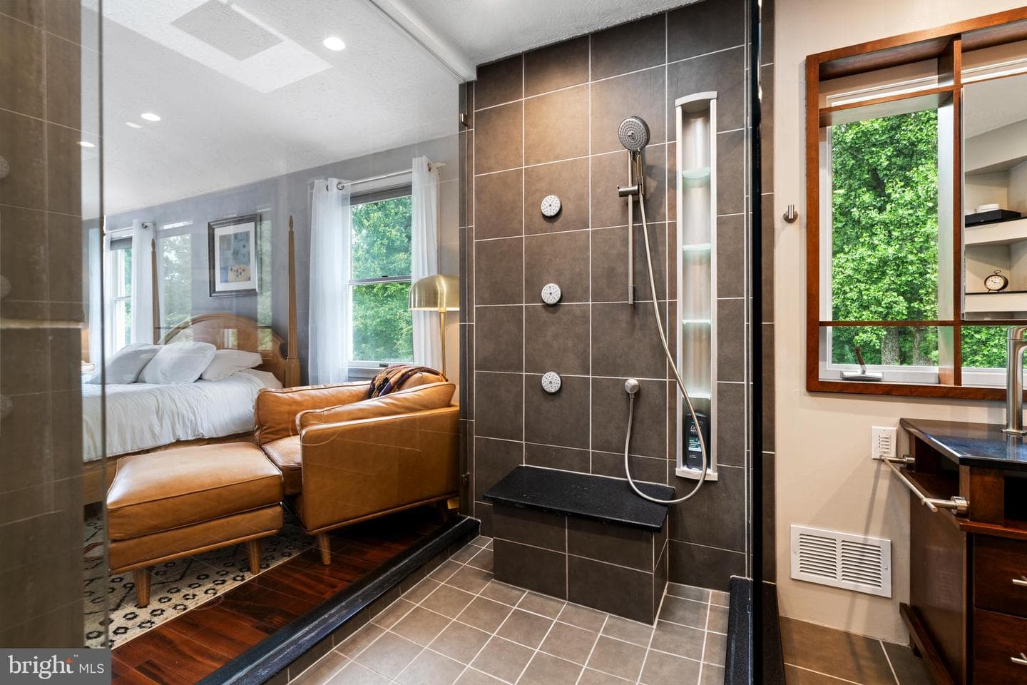 1009 Longstream Court photo 22