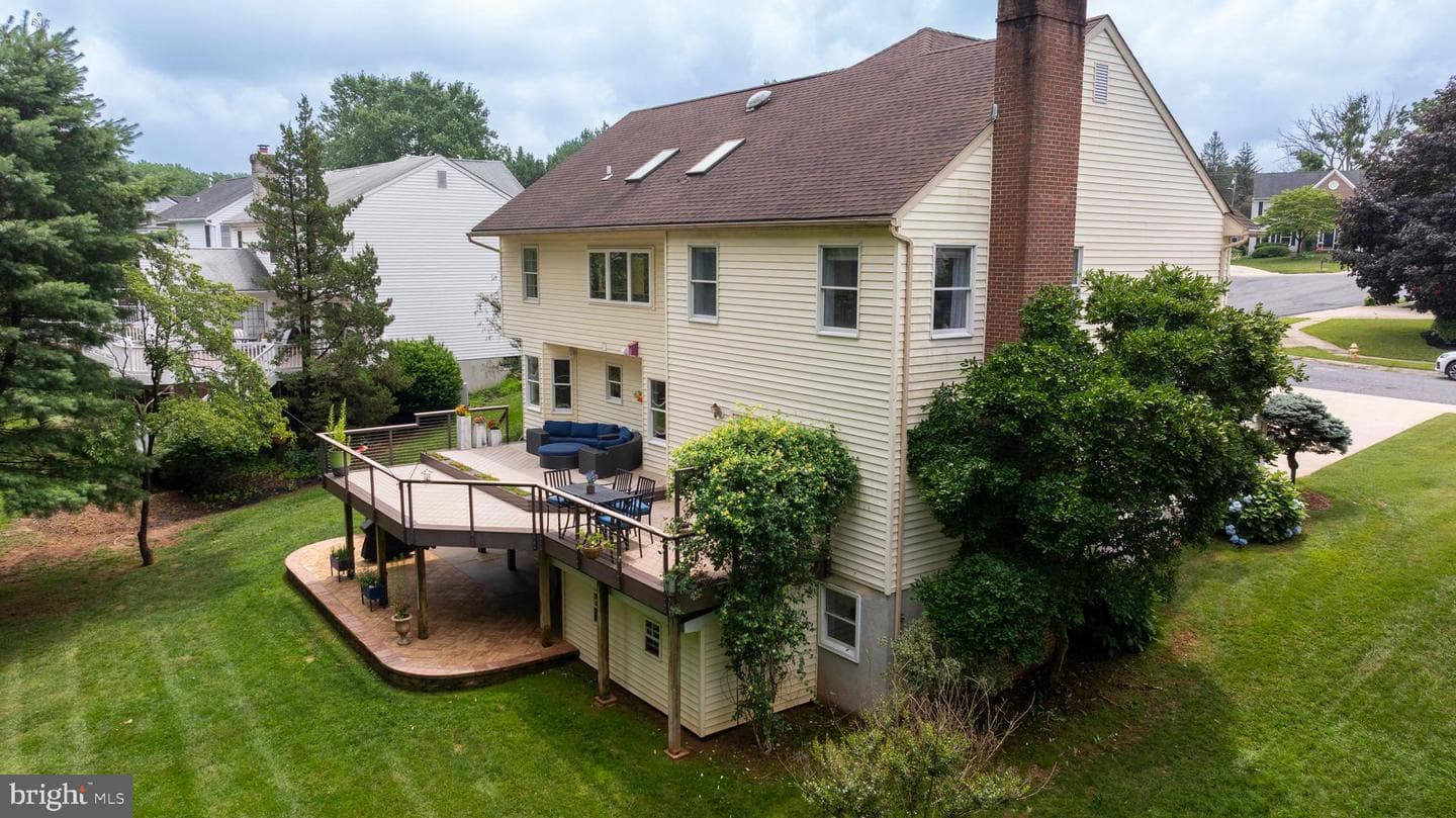1009 Longstream Court photo 56