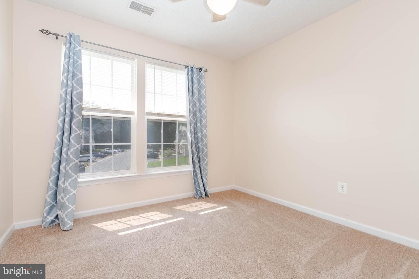 5046 Bristle Cone Circle photo 32