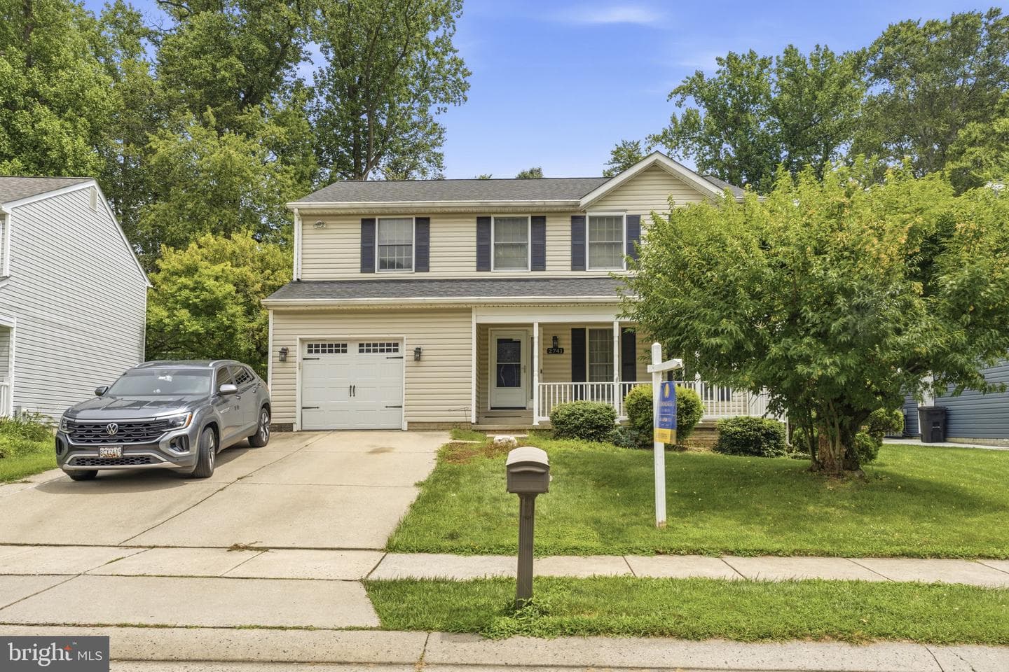 2741 Singer Woods Drive photo 1
