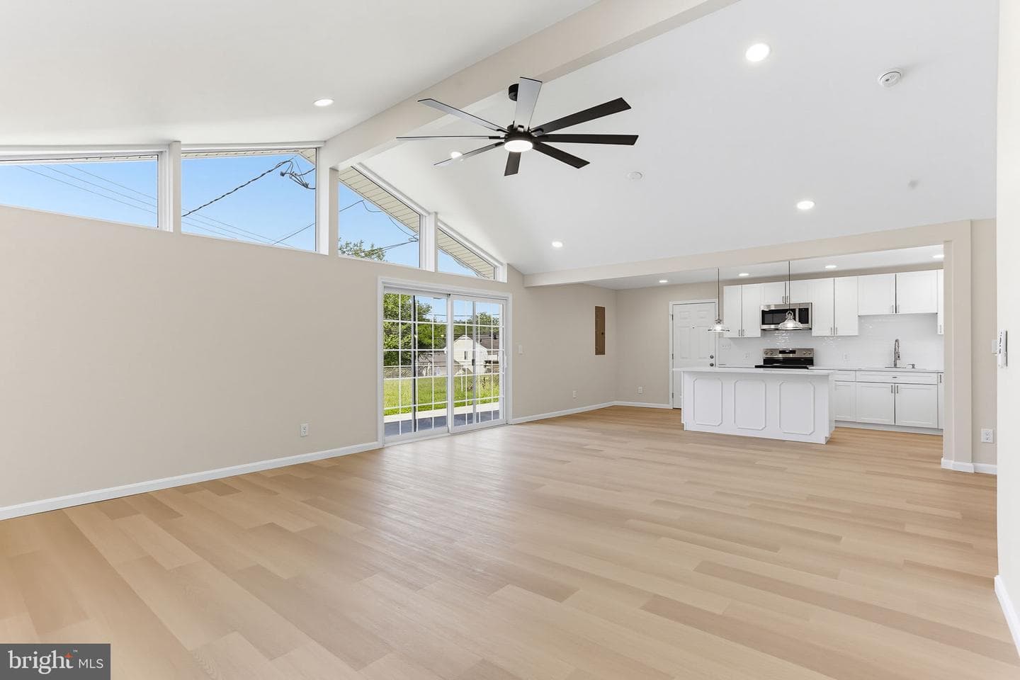 201 Contee Road photo 3