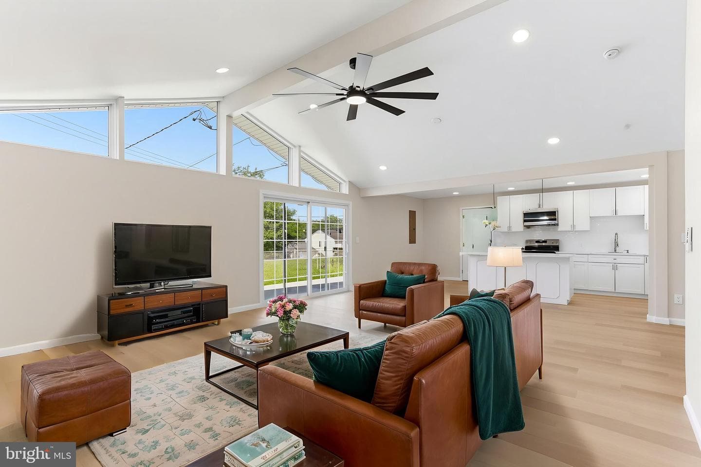 201 Contee Road photo 4