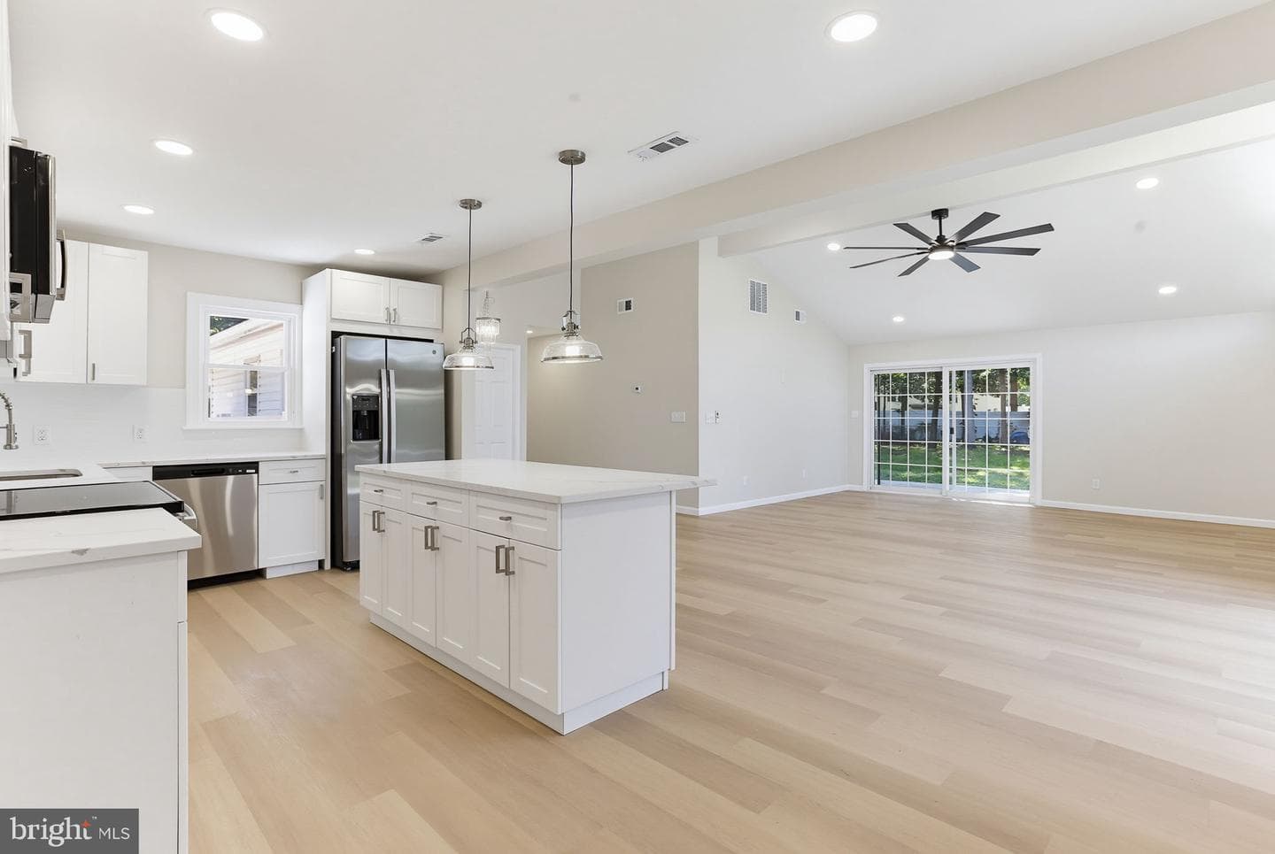 201 Contee Road photo 6