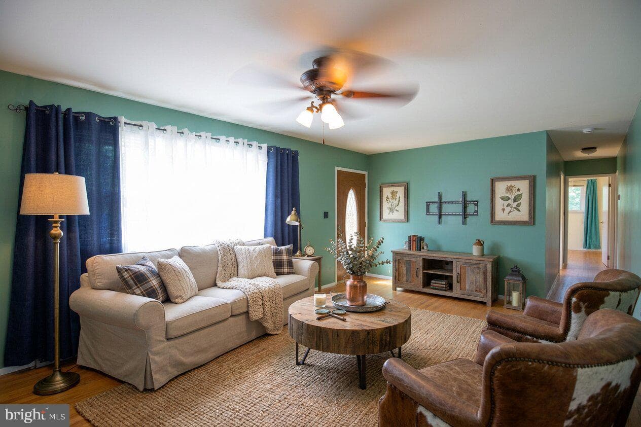 1821 Glenville Road photo 12