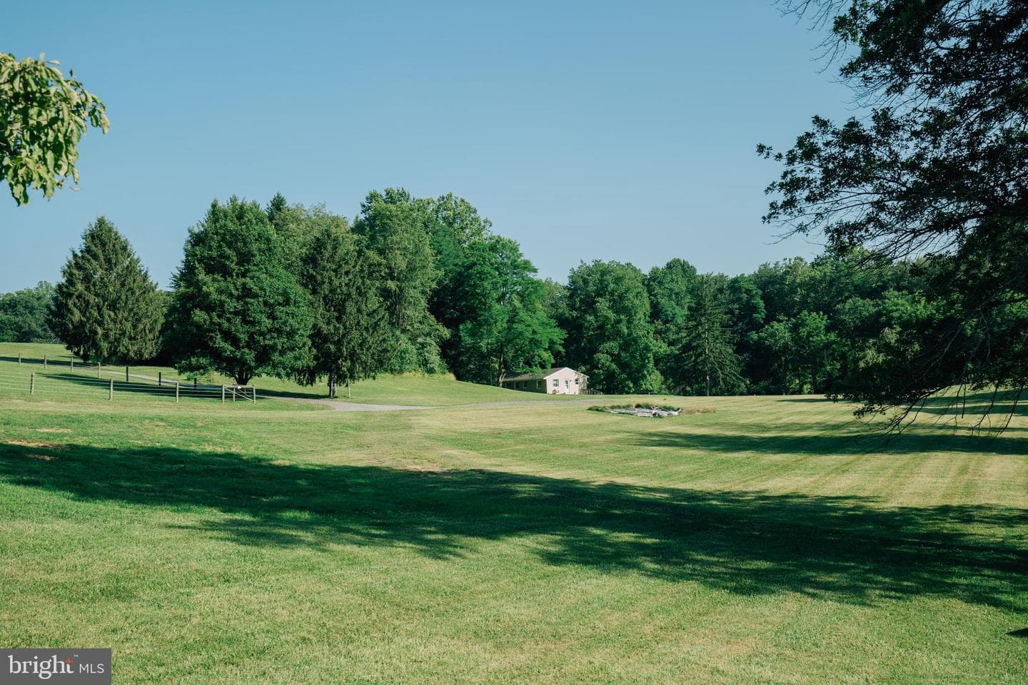 1821 Glenville Road photo 28