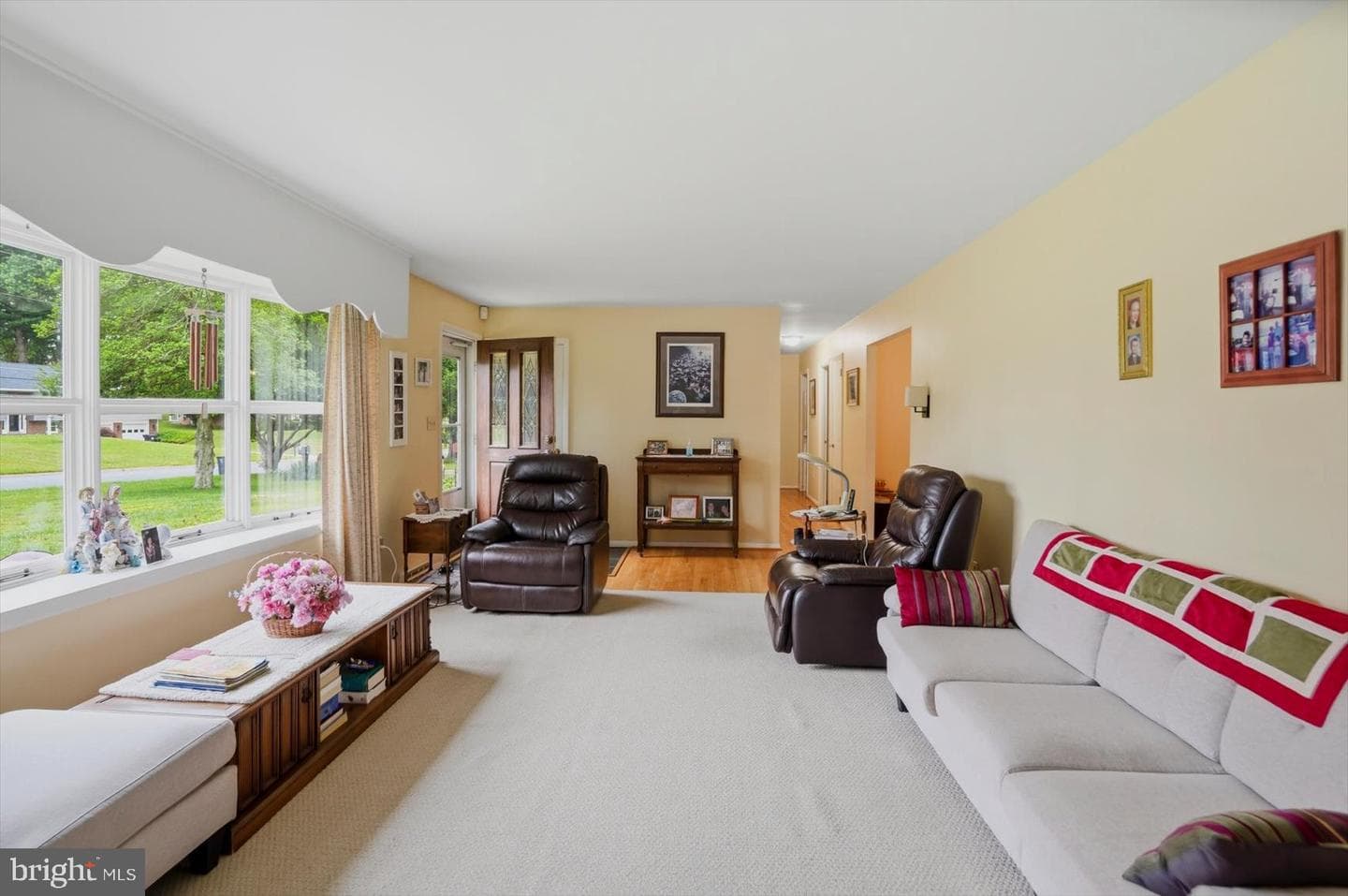1004 Bernadette Drive photo 3