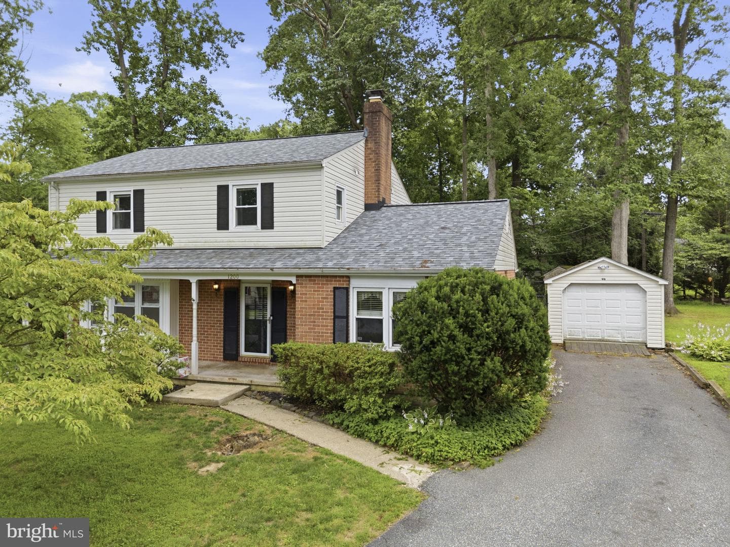 1200 Georgetown Drive photo 3