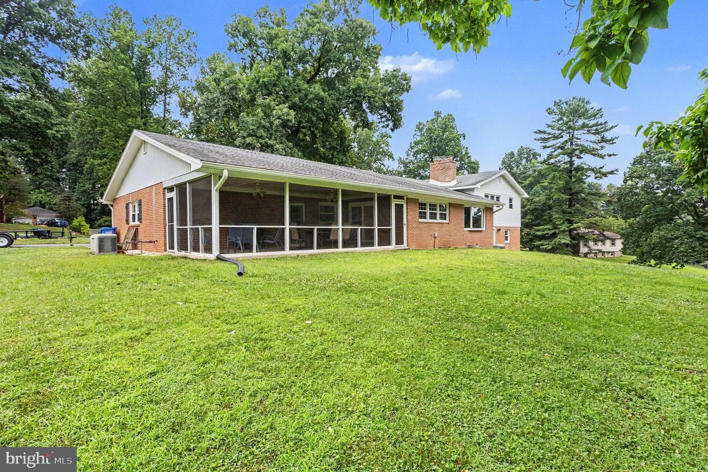 213 Glenwood Road photo 44