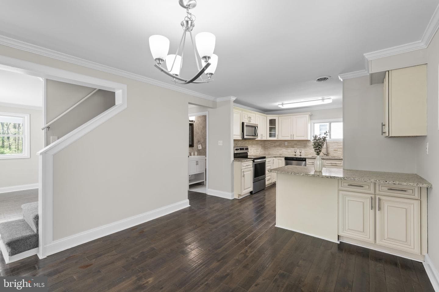 755 Mahan Road photo 13