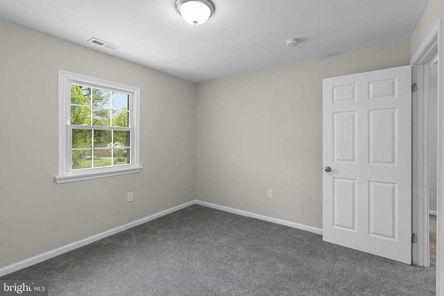 755 Mahan Road photo 36