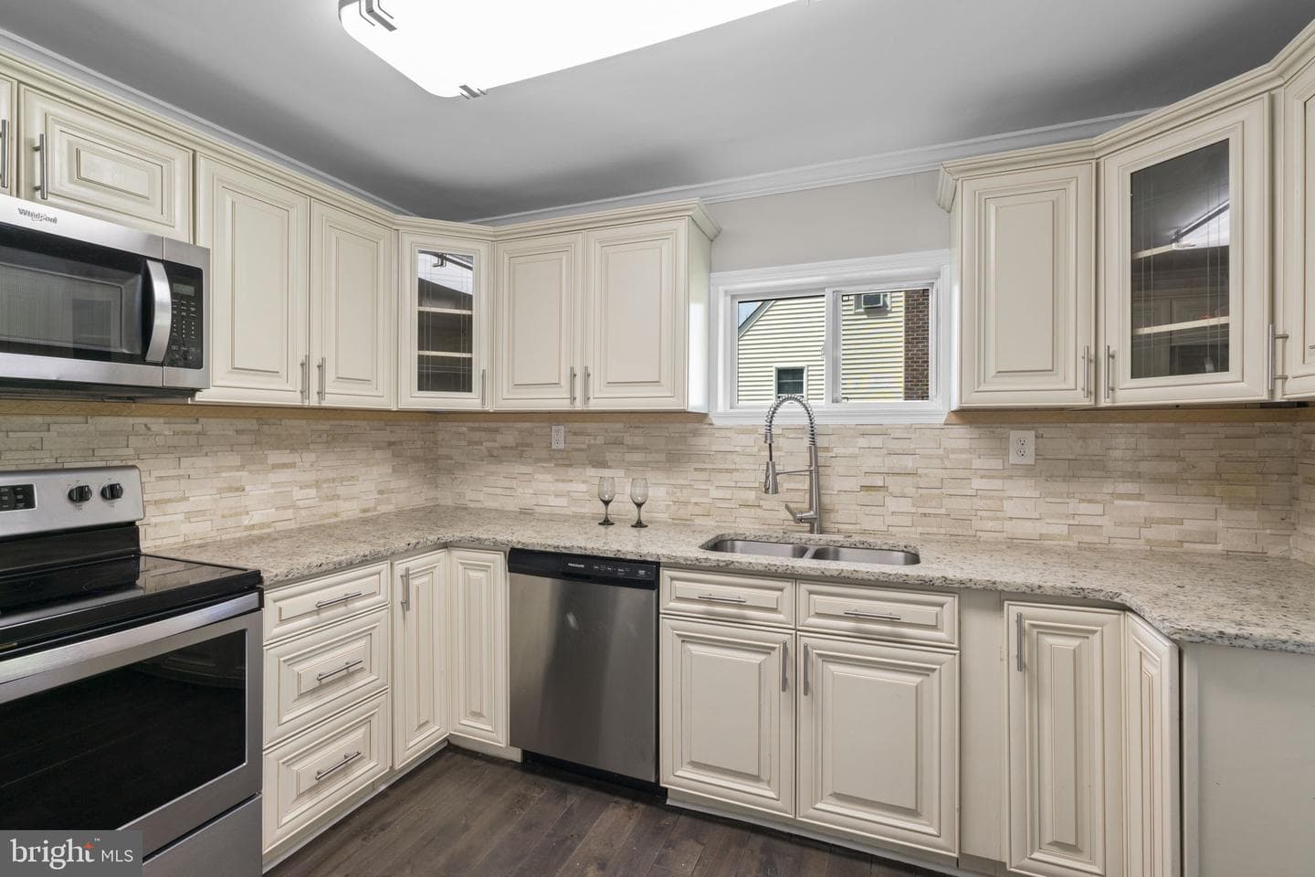 755 Mahan Road photo 9