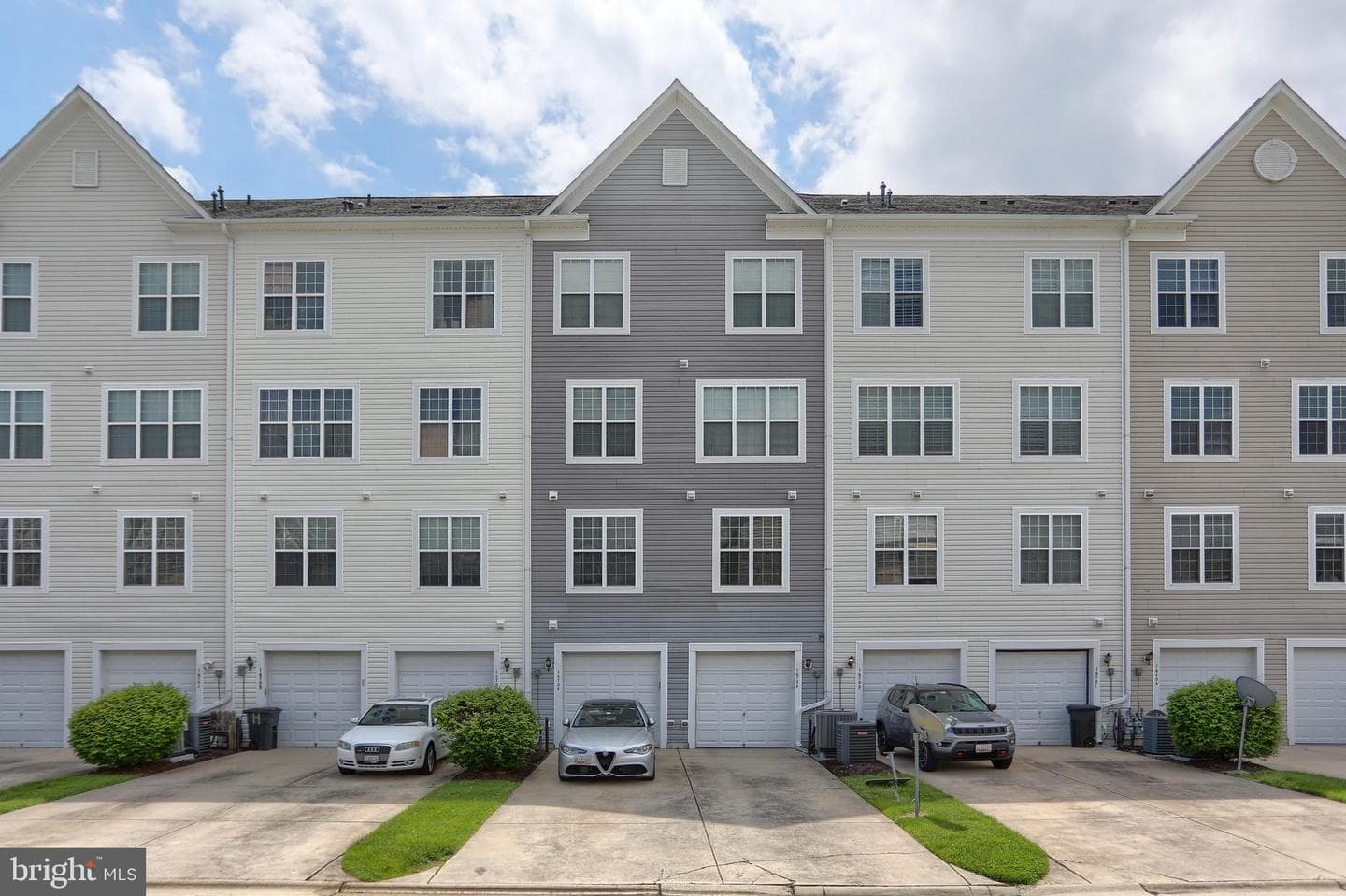 1670 Mohegan Drive #E photo 19