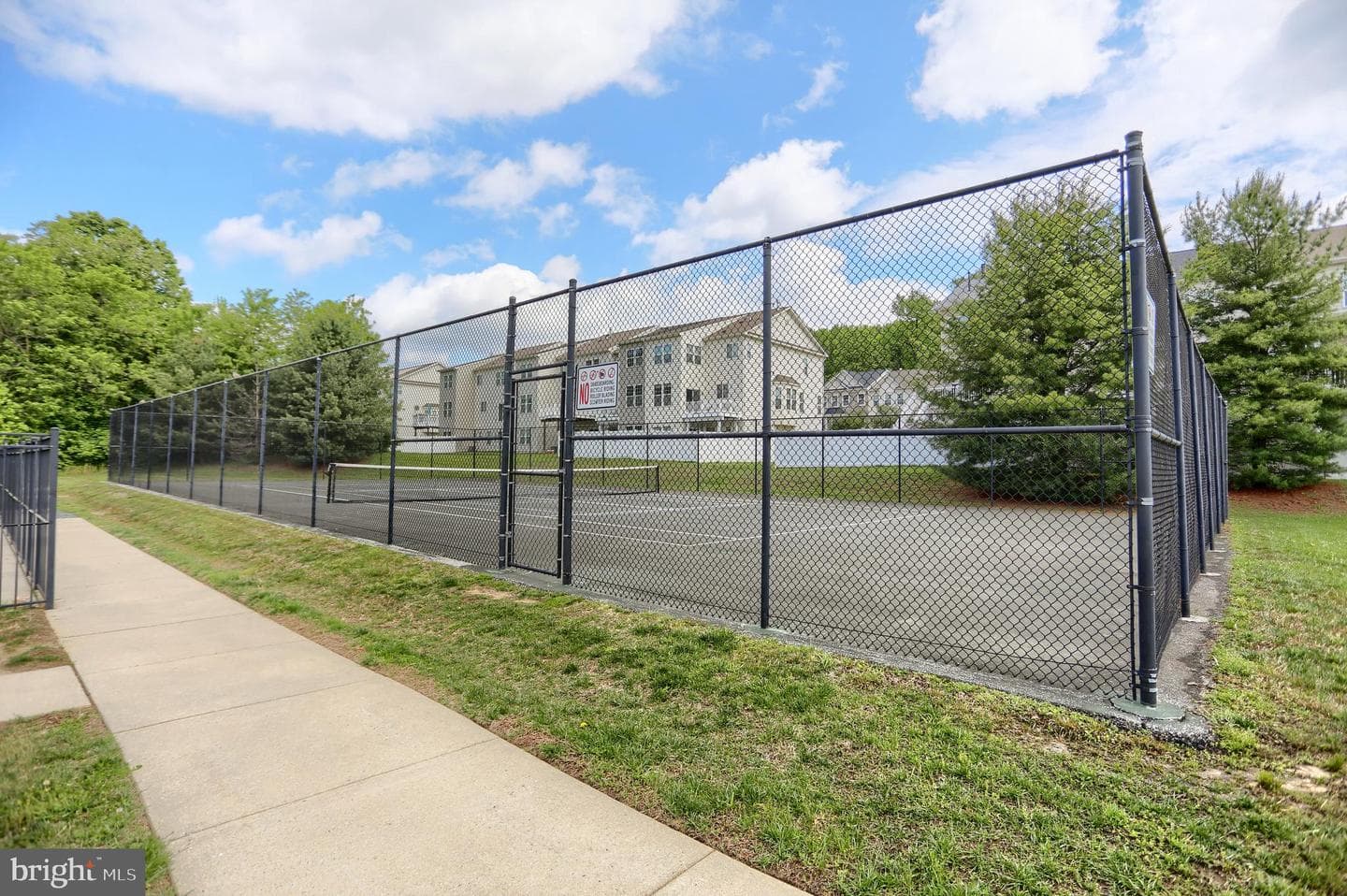 1670 Mohegan Drive #E photo 23