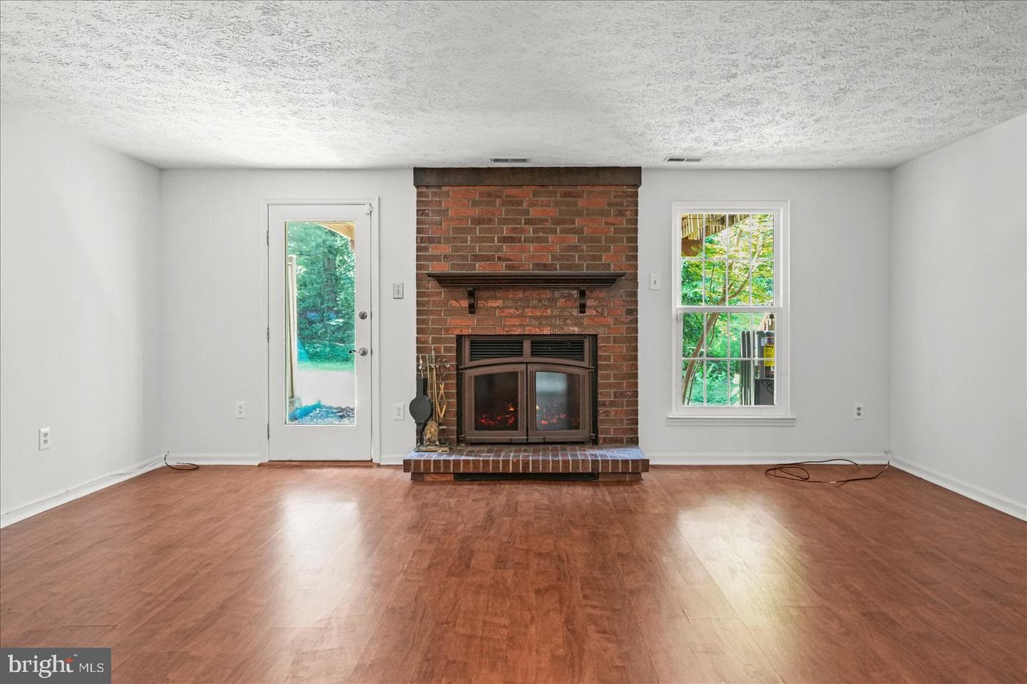 1109 Oakwood Lane photo 33