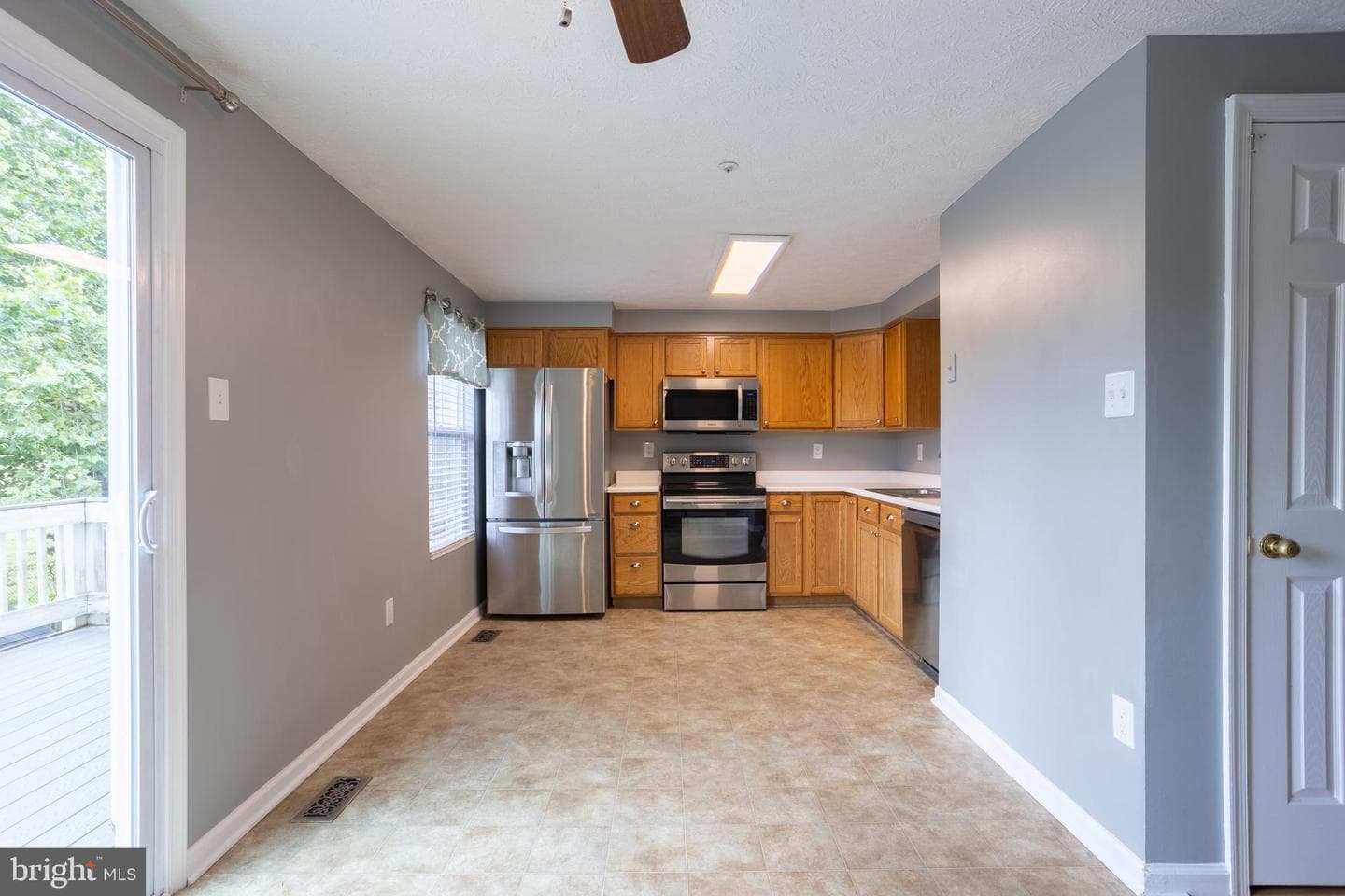 919 Jessicas Lane #15 photo 12