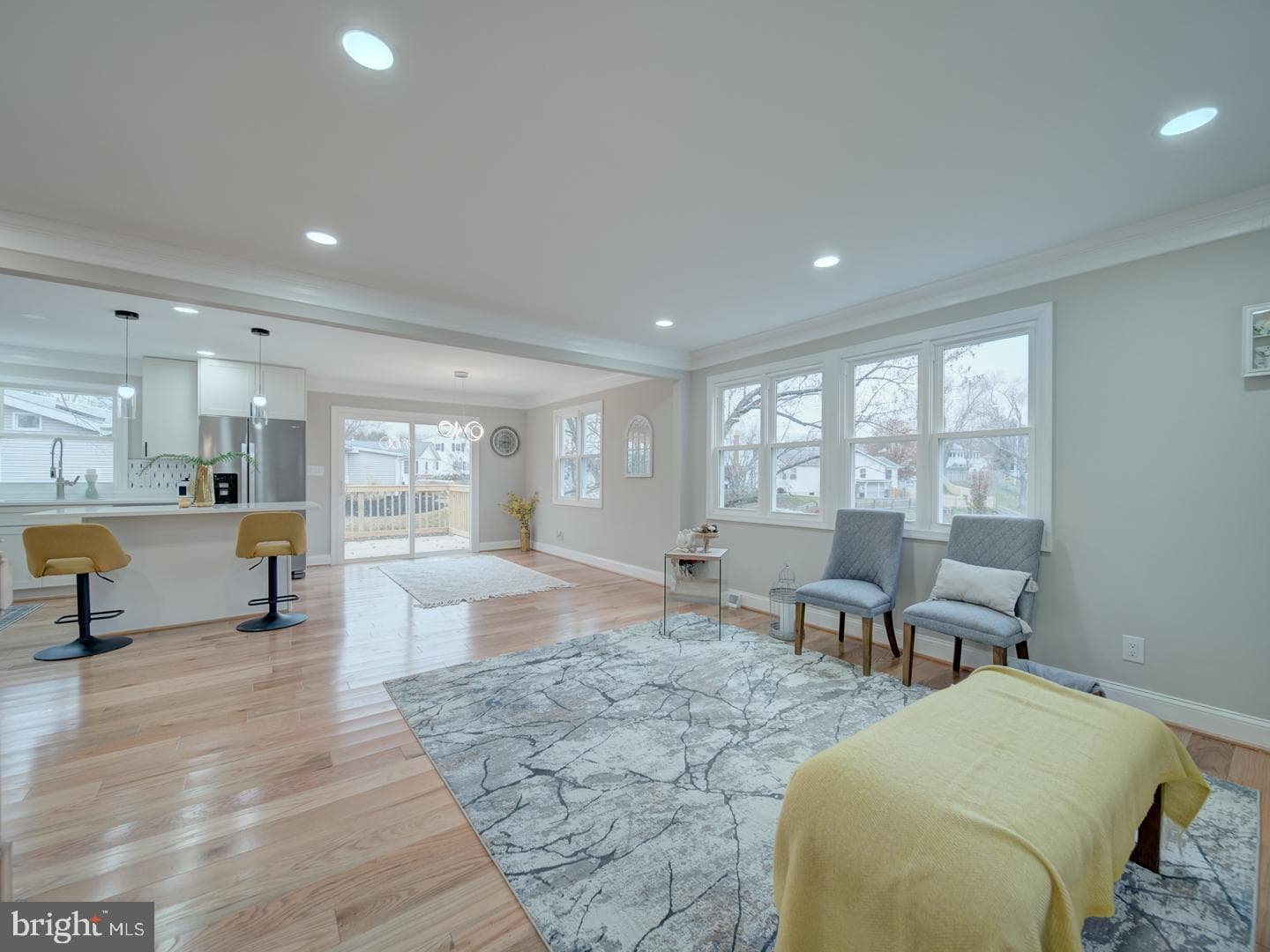 408 Garnett Road photo 10