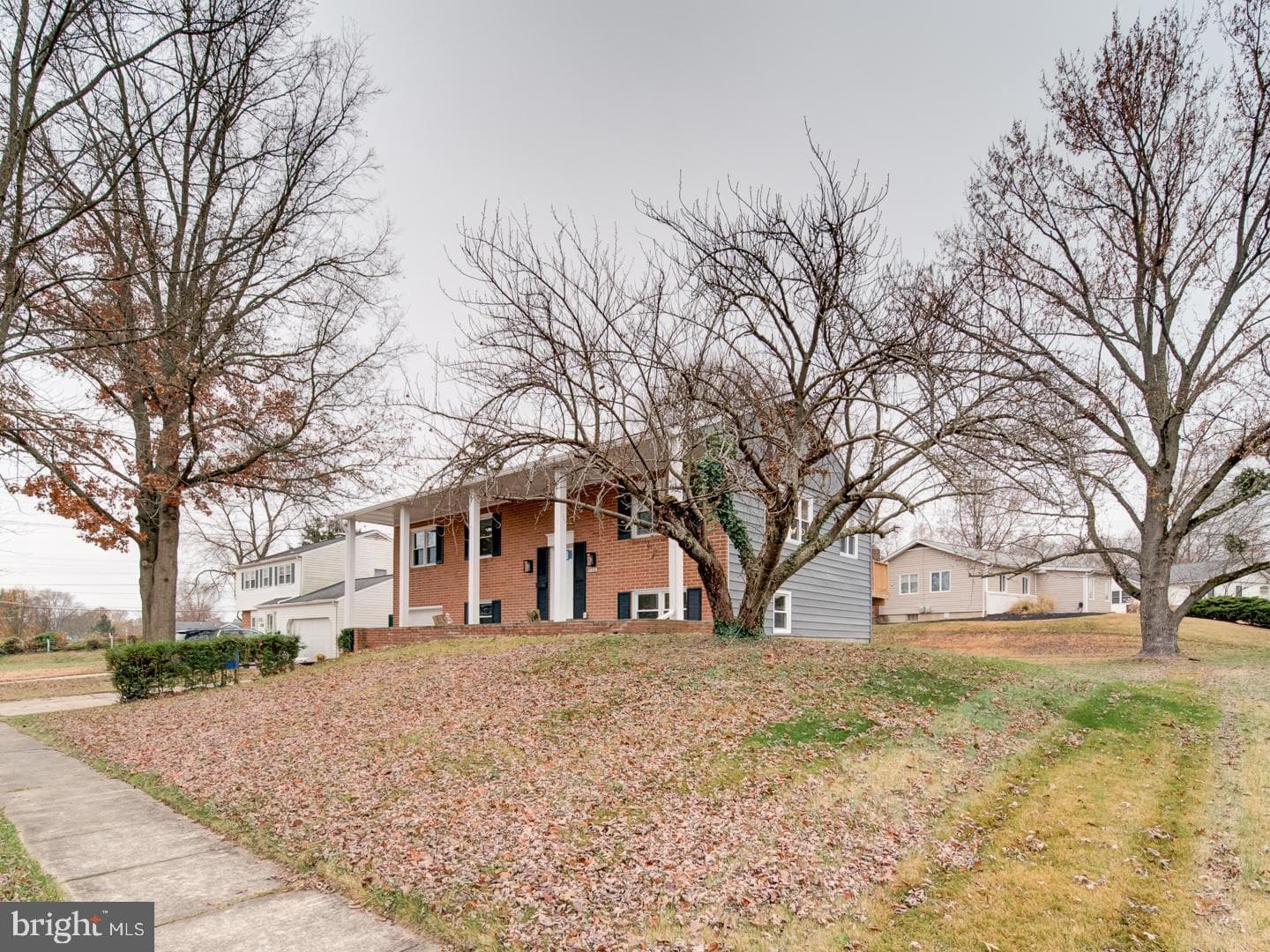 408 Garnett Road photo 7