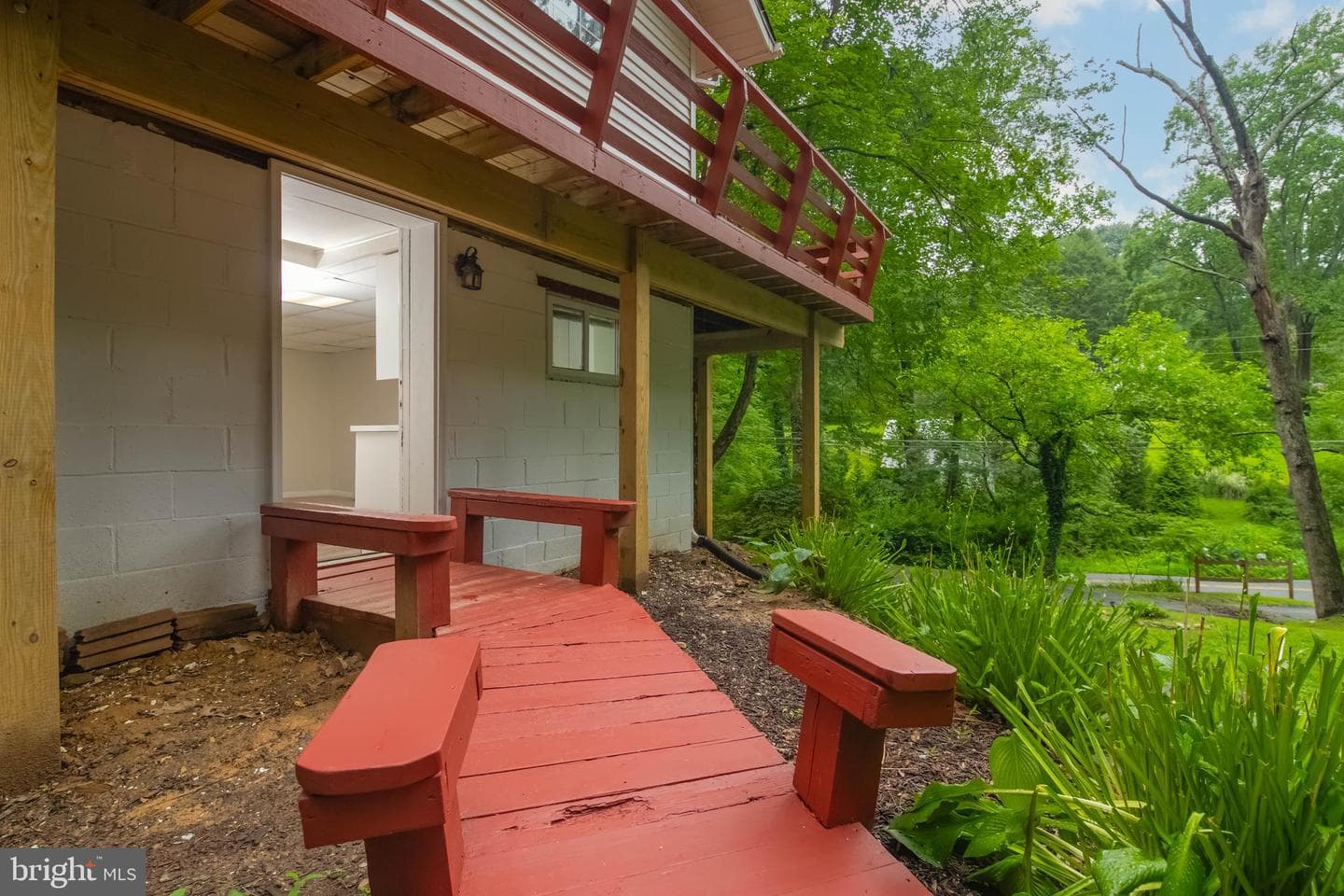 2525 Friendship Road photo 45