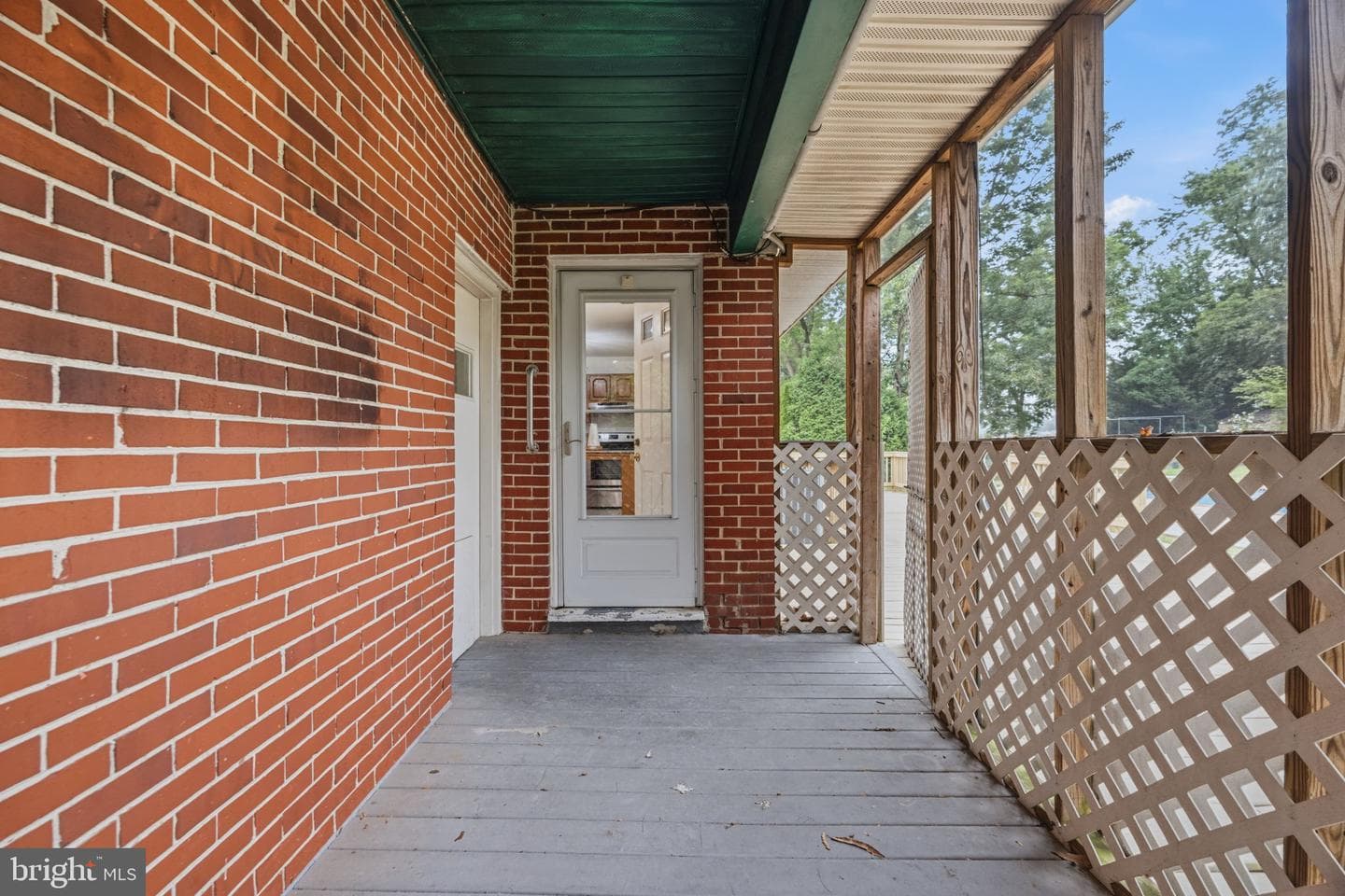 448 Wye Drive photo 31