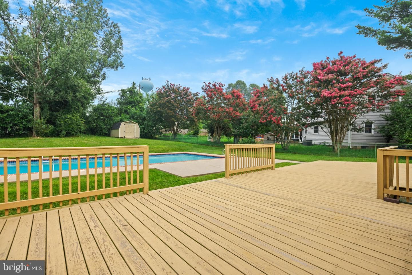448 Wye Drive photo 33