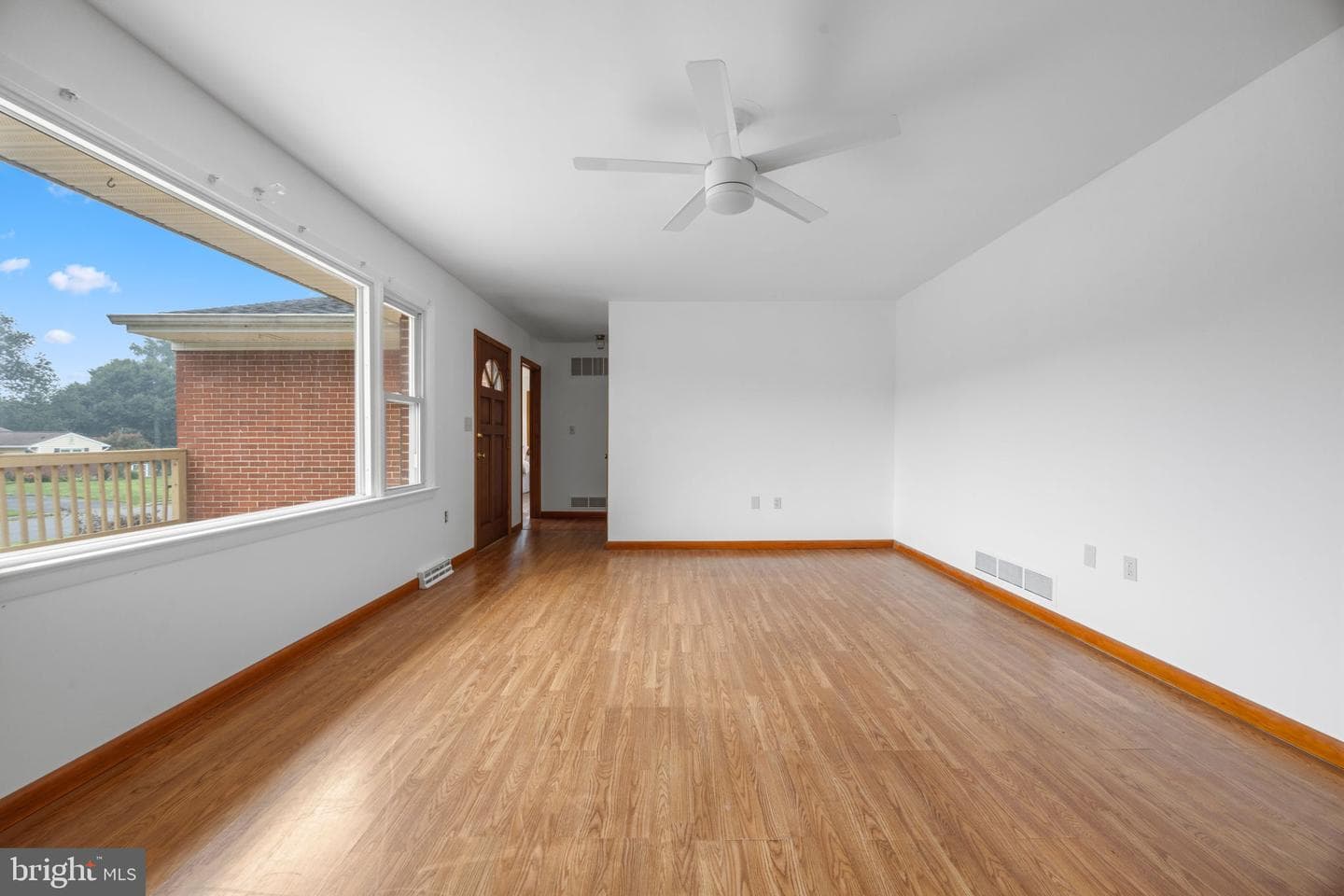 448 Wye Drive photo 6
