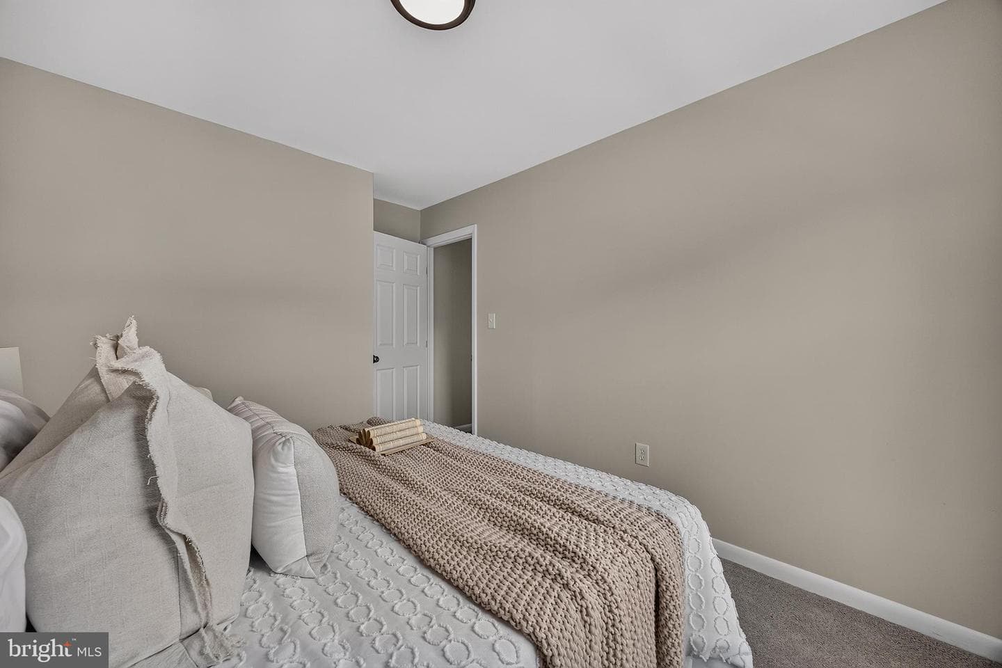 3388 Garrison Circle photo 22