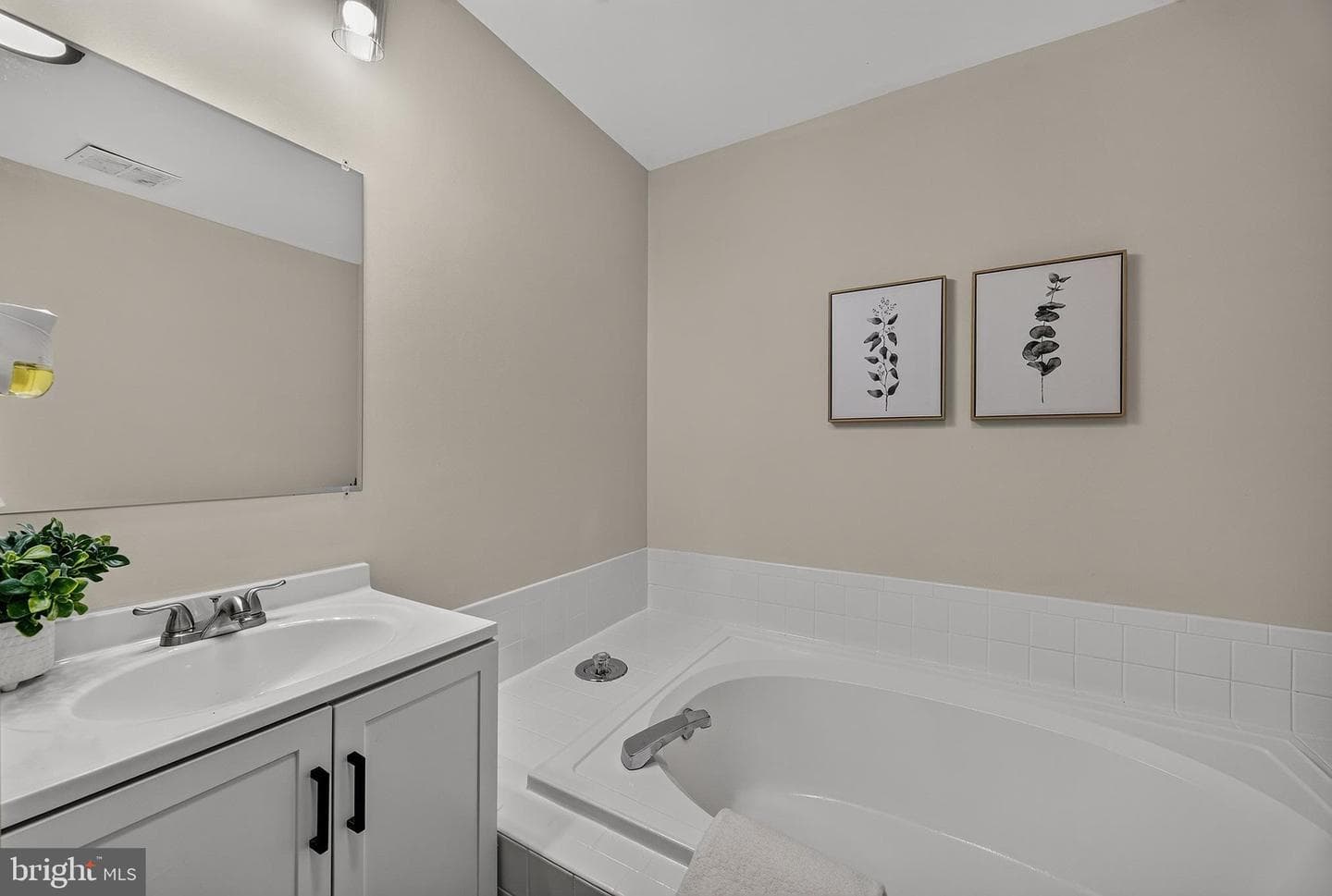 3388 Garrison Circle photo 23