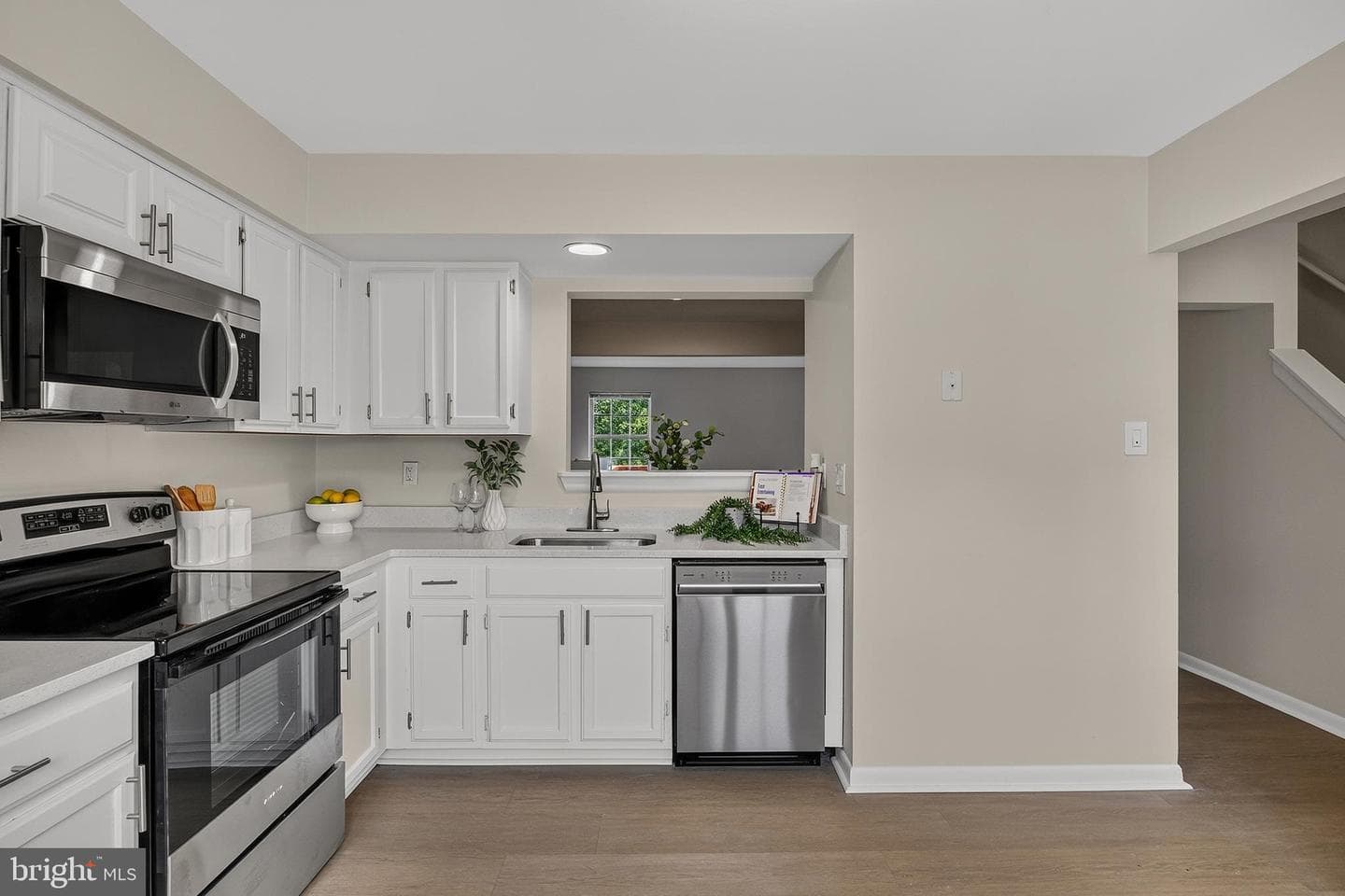3388 Garrison Circle photo 4