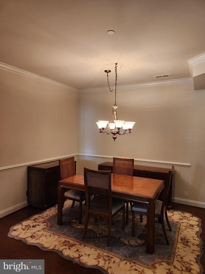 1604 Martha Court #101 photo 5
