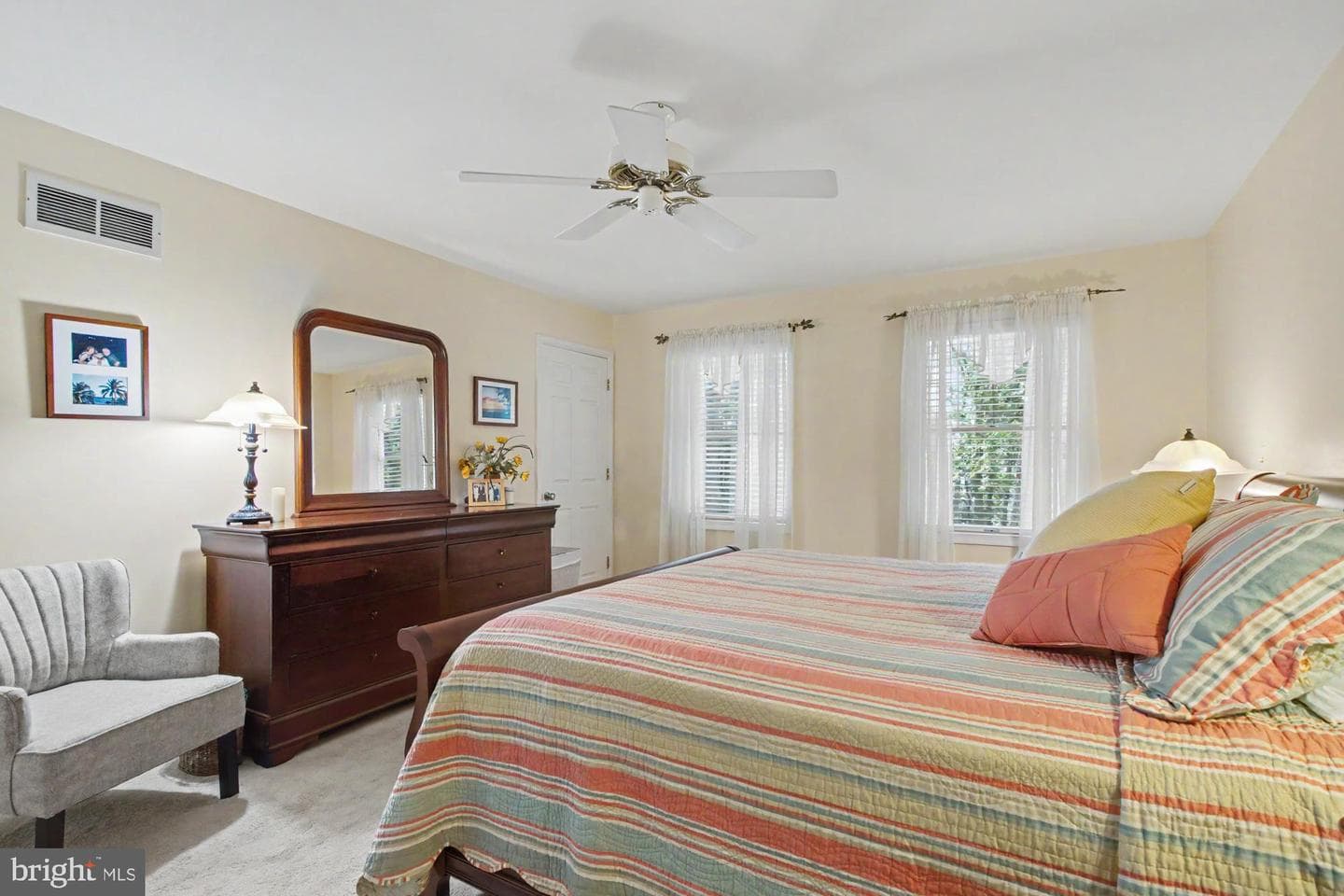 2708 Raynham Court photo 39