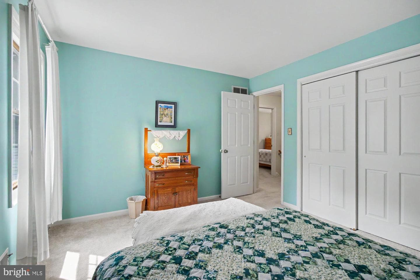 2708 Raynham Court photo 45