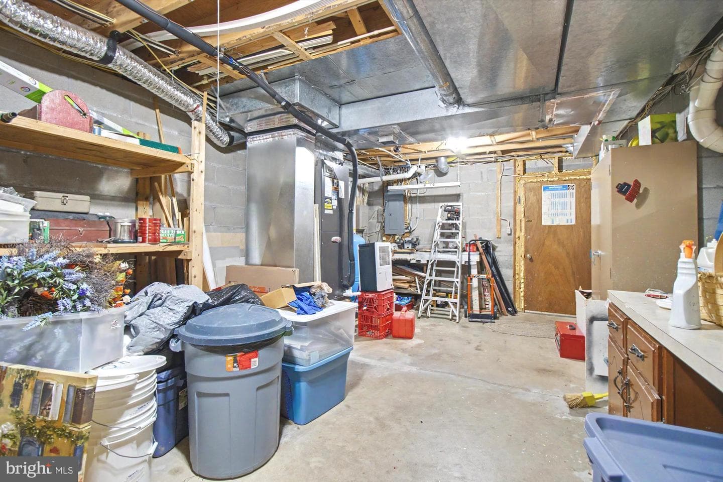 2708 Raynham Court photo 58