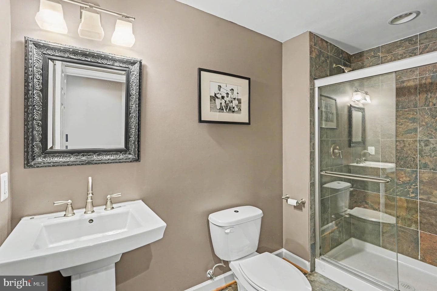1208 Shop View Court photo 29