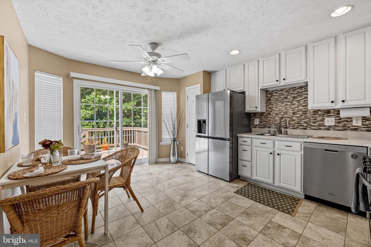 206 Colgate Drive photo 2