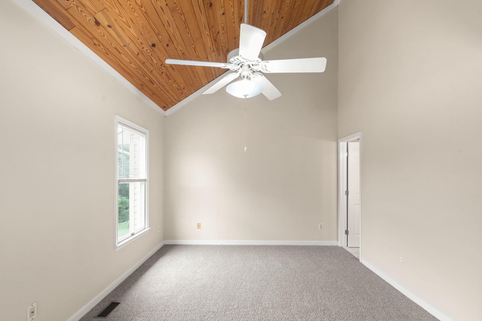 1853 Beth Bridge Circle photo 17