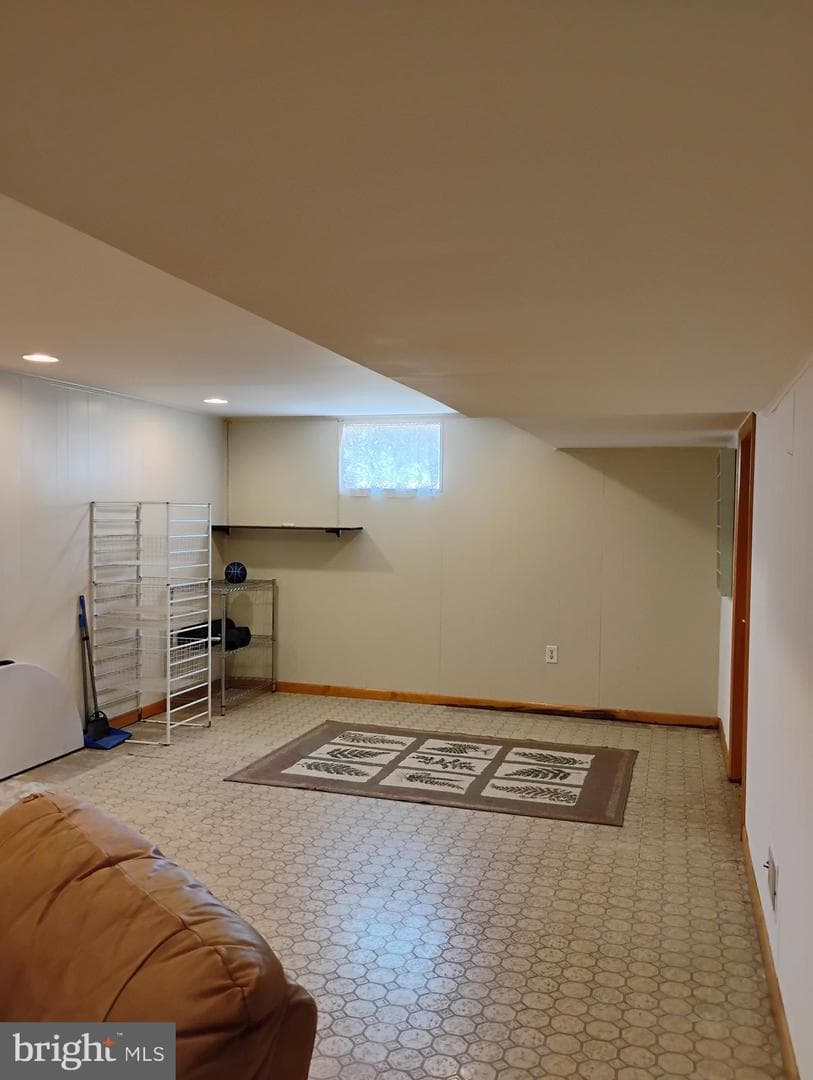 306 Mauser Drive photo 33