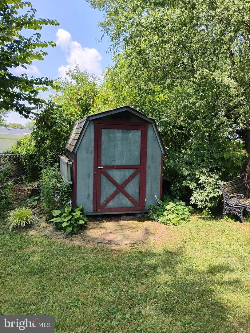 306 Mauser Drive photo 48