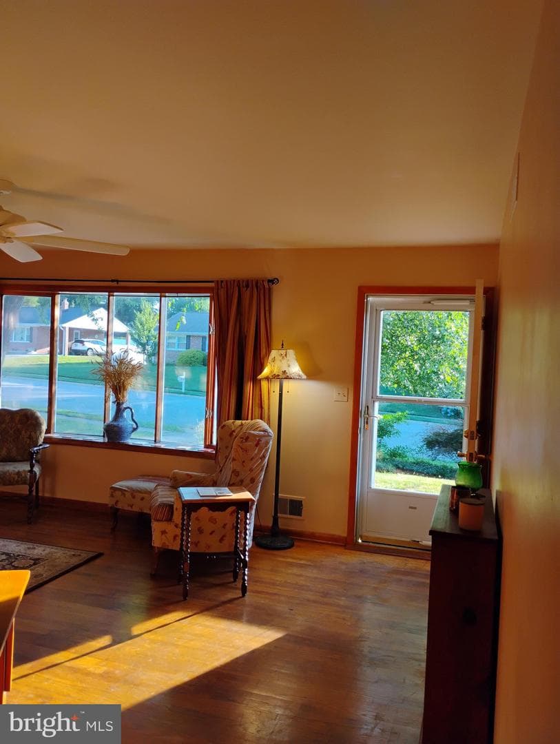 306 Mauser Drive photo 6
