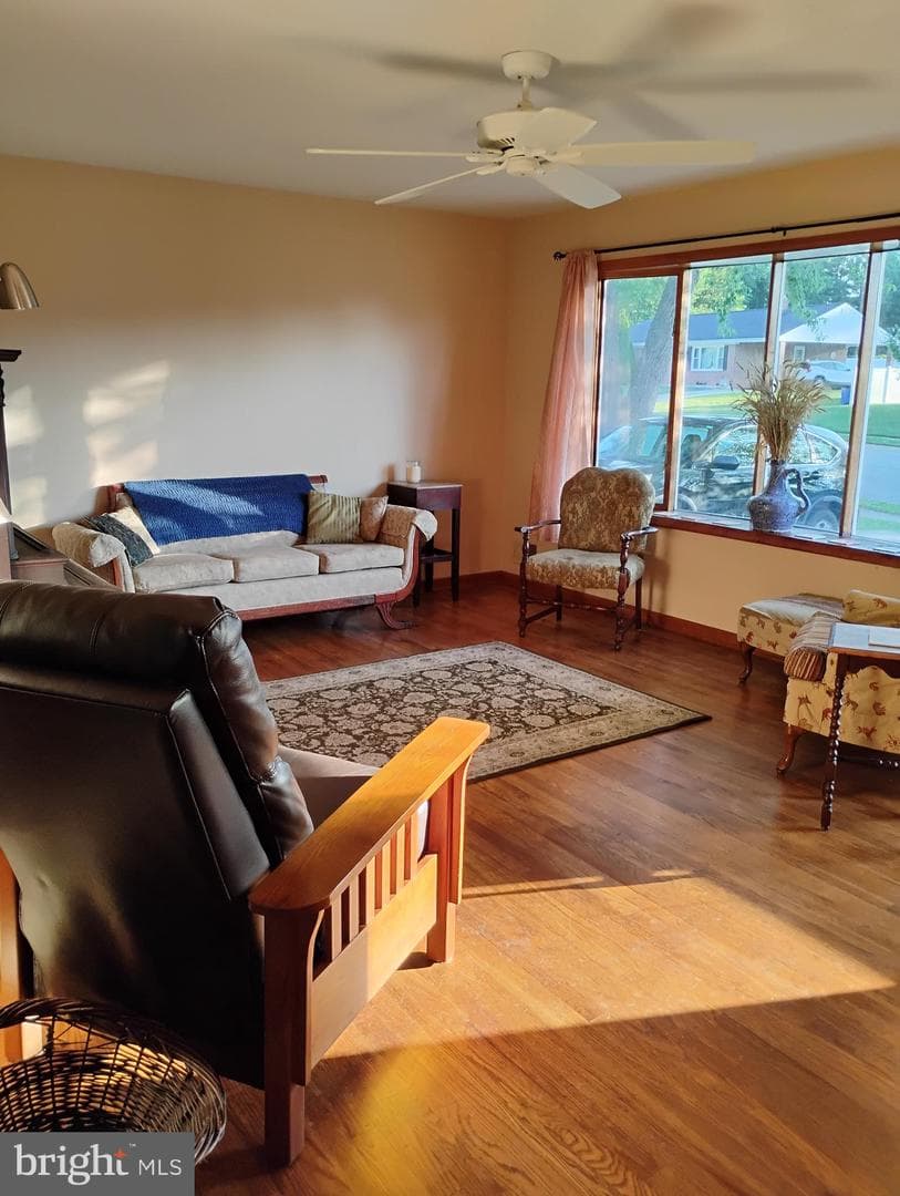 306 Mauser Drive photo 7