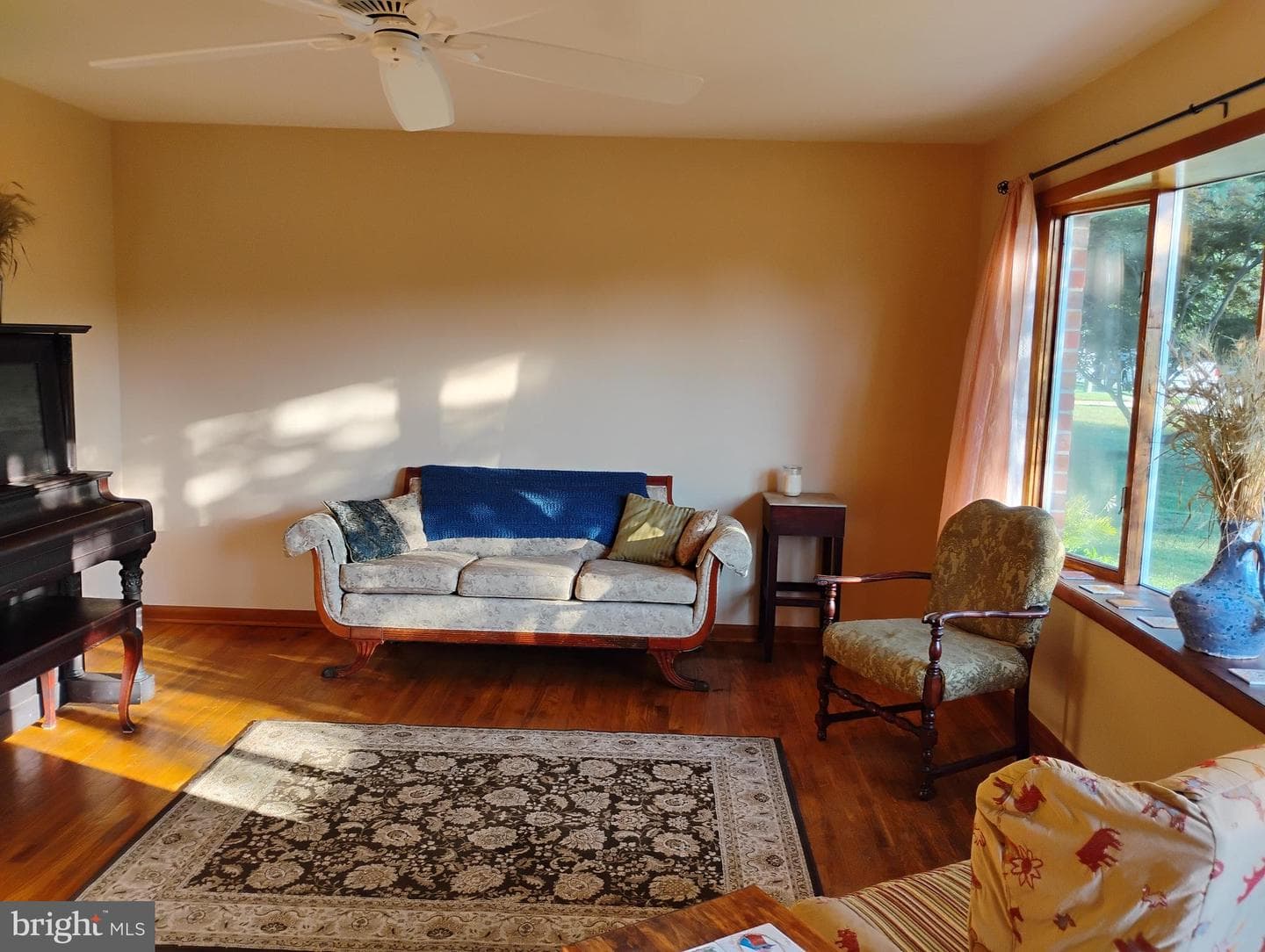 306 Mauser Drive photo 8
