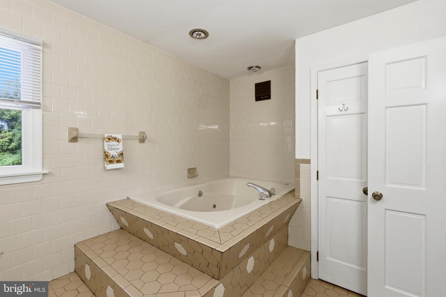 310 S Fountain Green Road photo 24