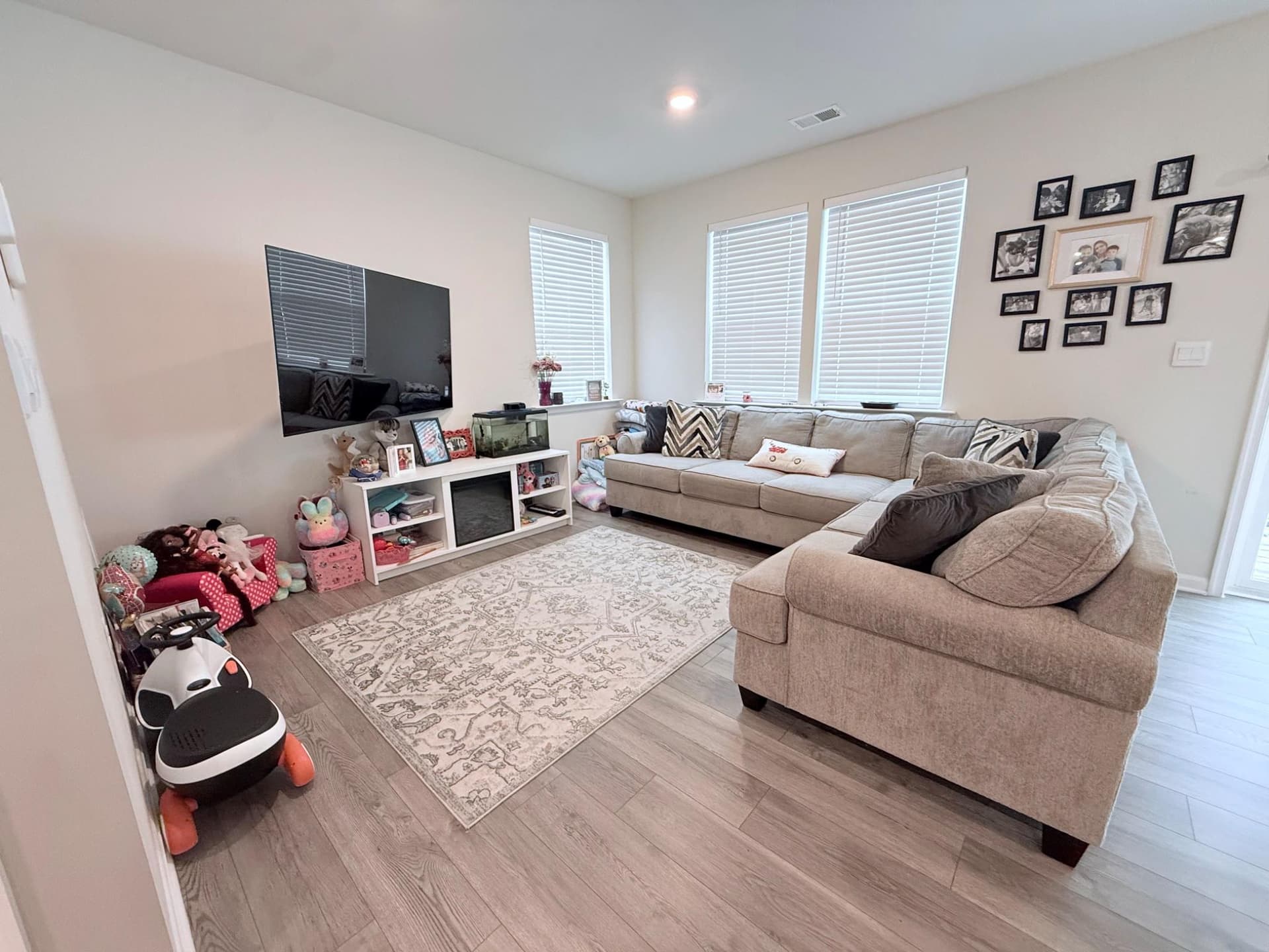 116 Correri Street photo 6