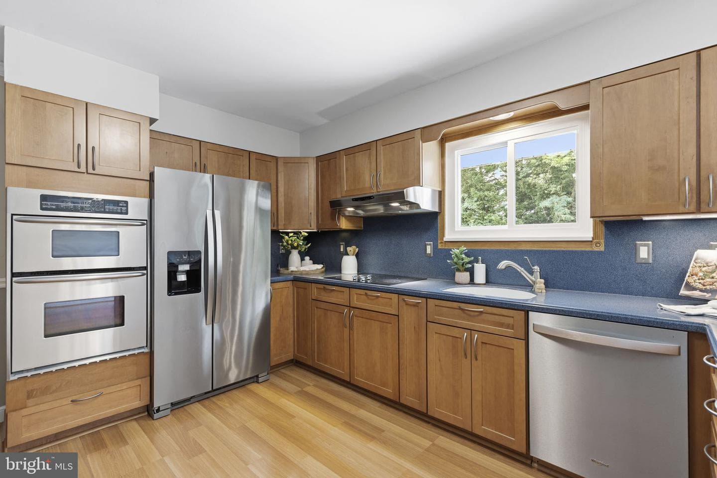 527 Stratford Road photo 15