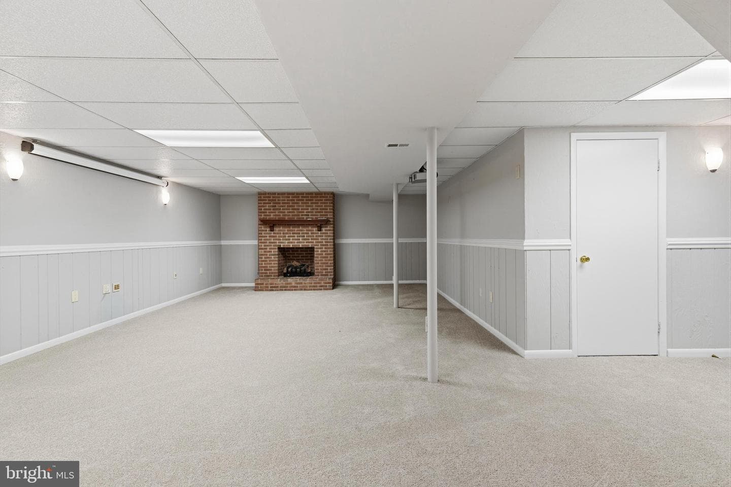 527 Stratford Road photo 31