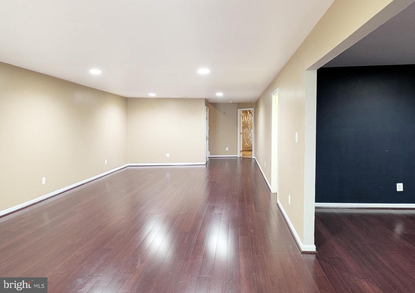 406 Granville Court photo 36