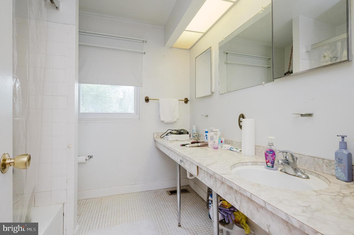 400 Crocker Street photo 24