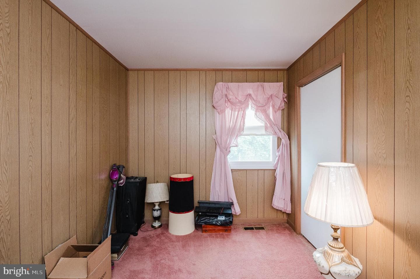 400 Crocker Street photo 27