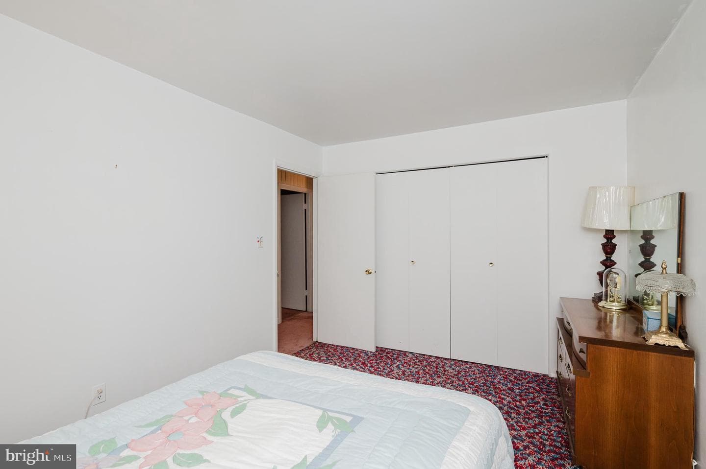 400 Crocker Street photo 58