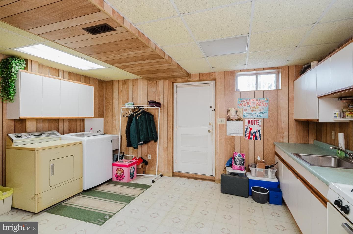 400 Crocker Street photo 64