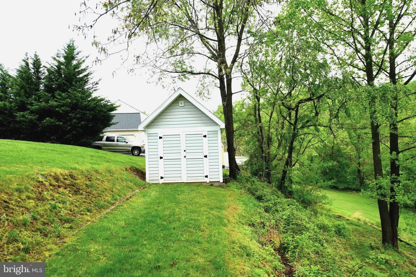 305 Rolling Knoll Drive photo 35